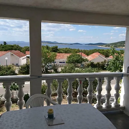 Apartmani Kocka Primosten Exterior photo