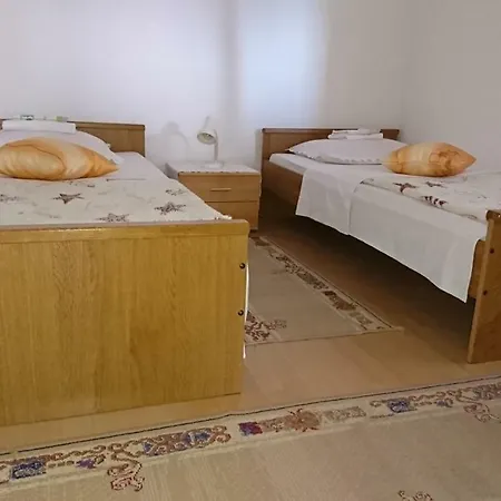 Apartmani Kocka Primosten Exterior photo