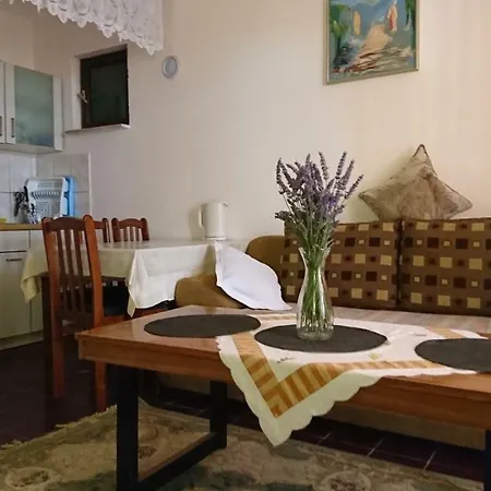Apartmani Kocka Primosten Exterior photo