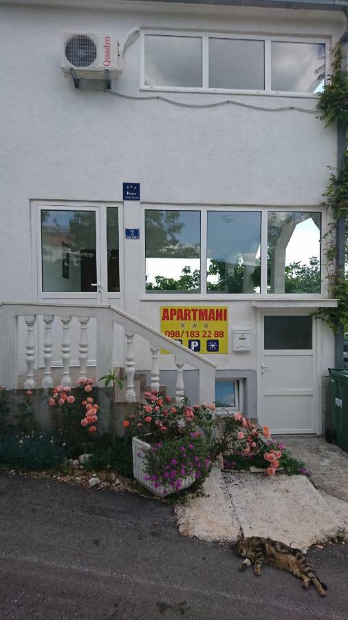 Apartmani Kocka * Primosten