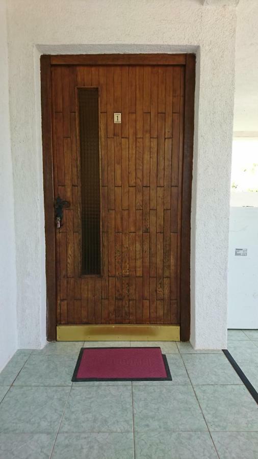 Apartmani Kocka *