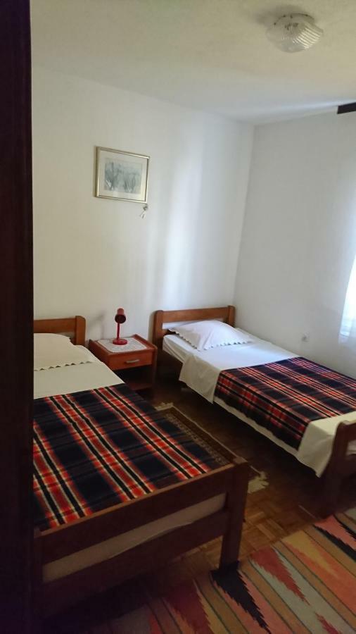 Apartment Apartmani Kocka